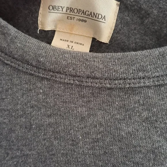OBEY Propaganda Grey Sweatshirt - Picture 2 of 4